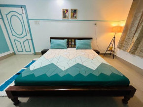 *URBAN HOME*-A Luxe Contemporary 1BHK Apartment
